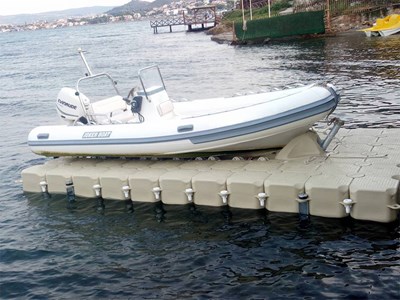 piattaforma-galleggiante-barca.jpg