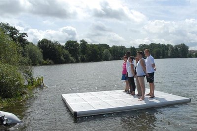 pontons-aviron-flottant-aluminium-belrive-1.JPG