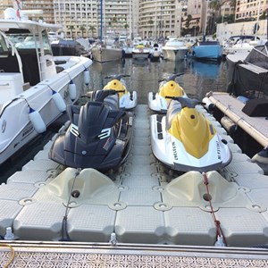 pedana-galleggiante-moto-acqua-multiport.jpg