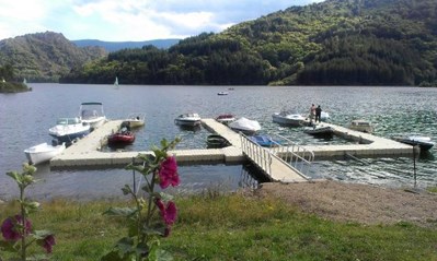 pontons-flottants-bateaux-plaisance-4.jpg