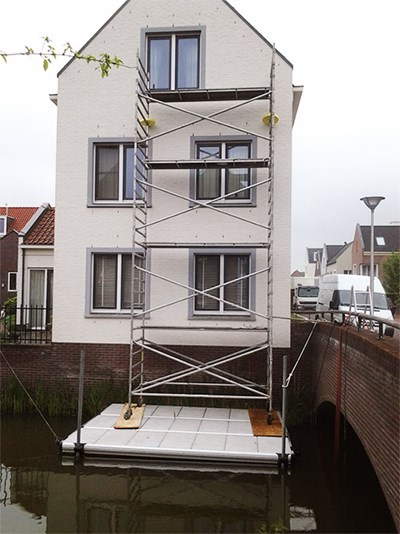 ponton-franc-bord-bas-maintenance.jpg