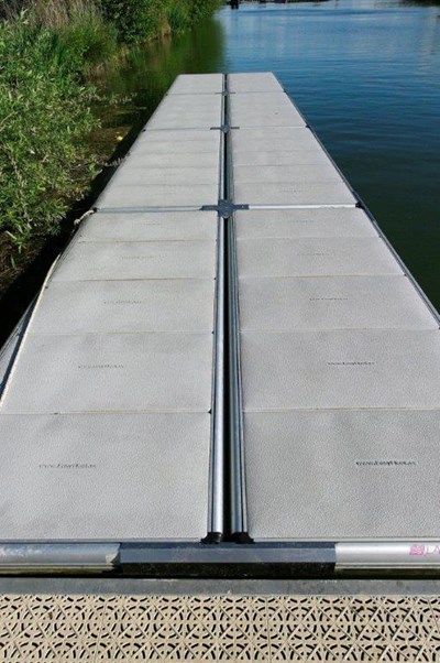 ponton-franc-bord-bas-aviron-14.jpg
