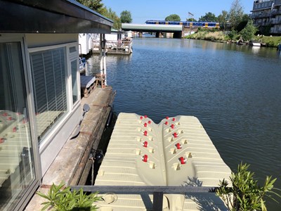 JetPort Max - 1008 Amsterdam.jpg