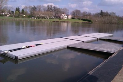 pontons-aviron-flottant-aluminium-belrive-4.jpg