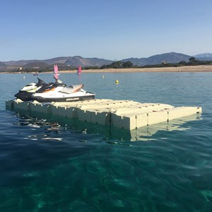 rampe-jetski-jet-port-flottant.jpg