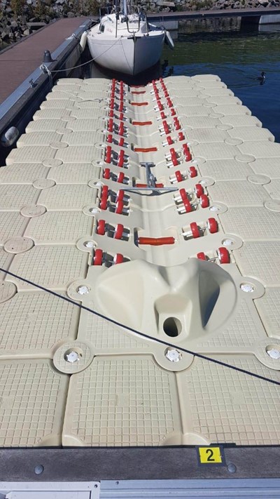 BoatLift 760 - 2511 BL Hellevoetsluis 02.jpg