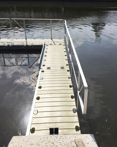 RotoDock Tegec Clabec 02.jpg