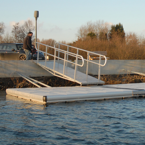 ponton-aviron-passerelle.jpg