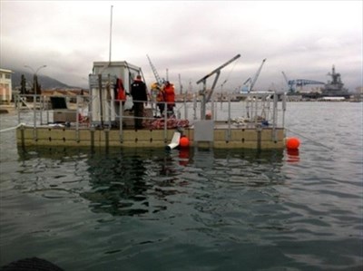 Schwimmplattform-Wartungsplattform-Wartungssteg-Wartungsarbeiten-5