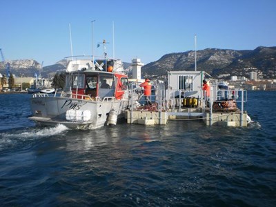 Schwimmsteg-Wartungsarbeit-Wartungsplattform-2