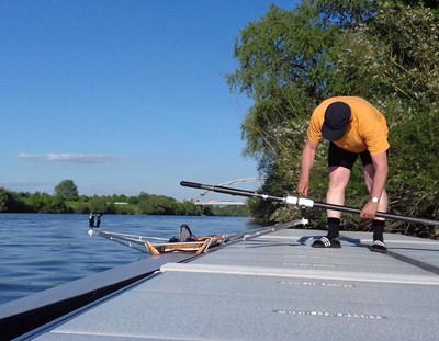 aviron-ponton-sport-flottant.jpg